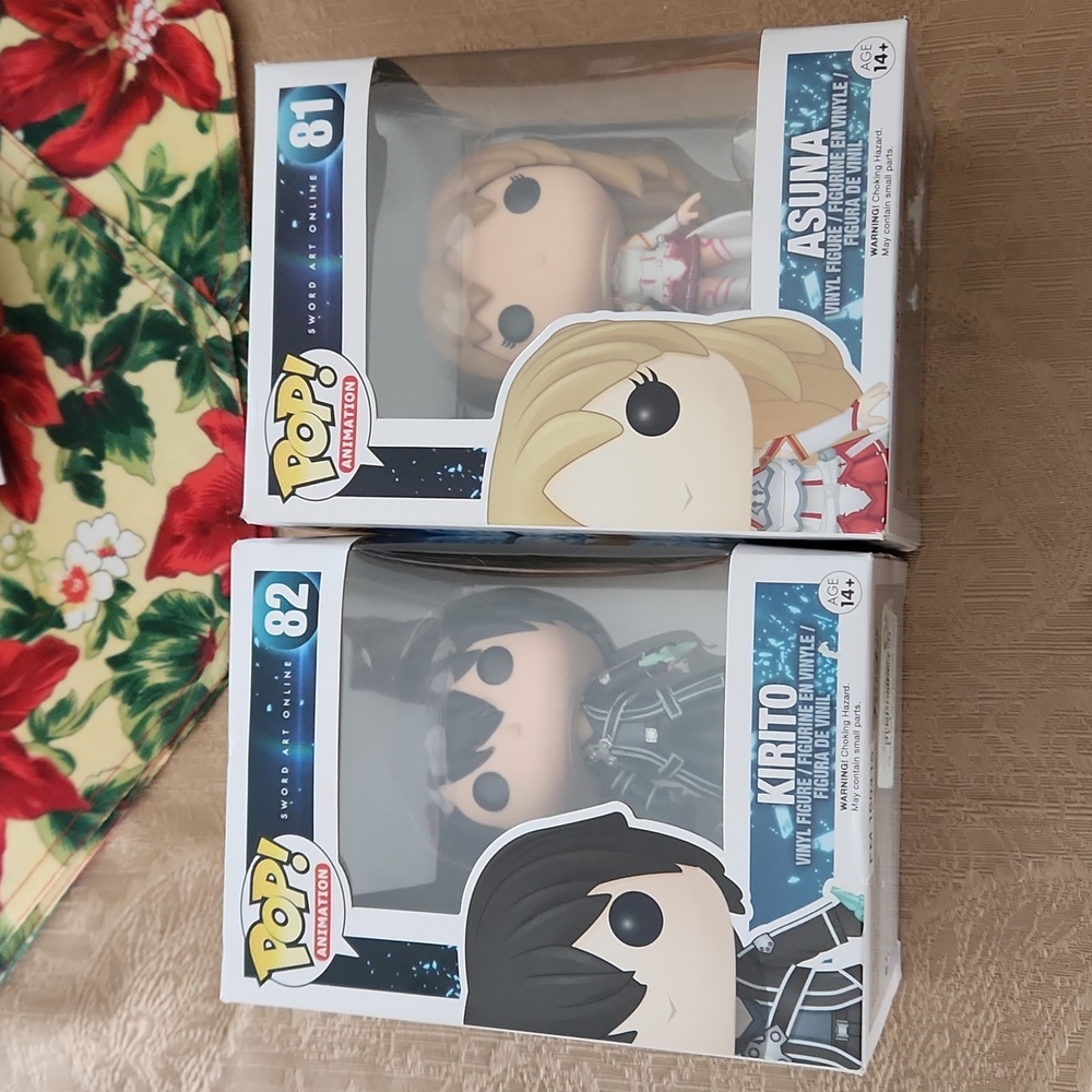 Rare Asune and Kirito Funko Pops 81 and 82